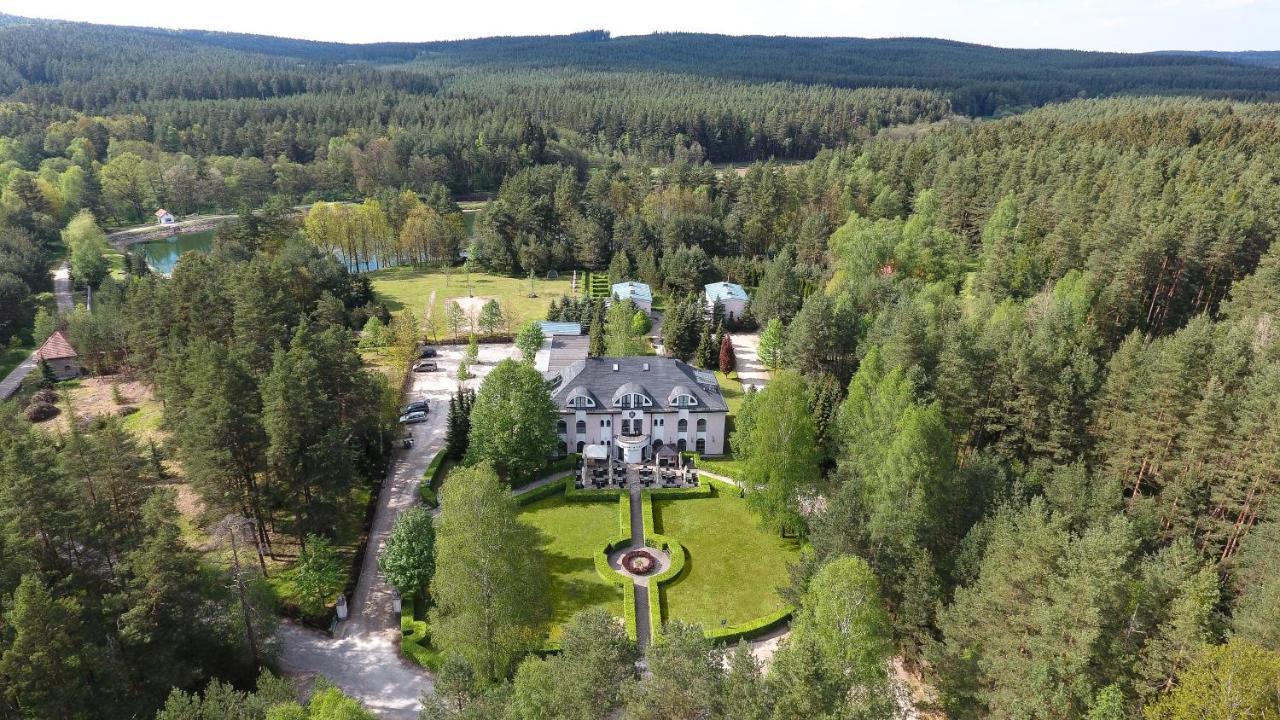 Lesni Hotel Perslak Nova Bystrice Luaran gambar