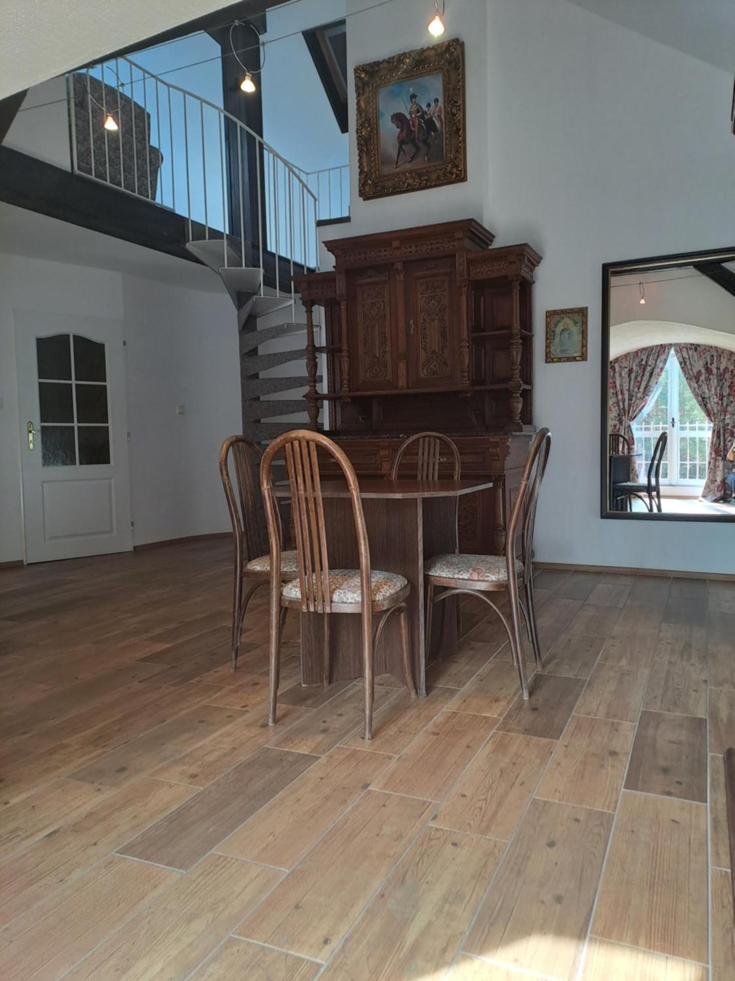 Lesni Hotel Perslak Nova Bystrice Luaran gambar