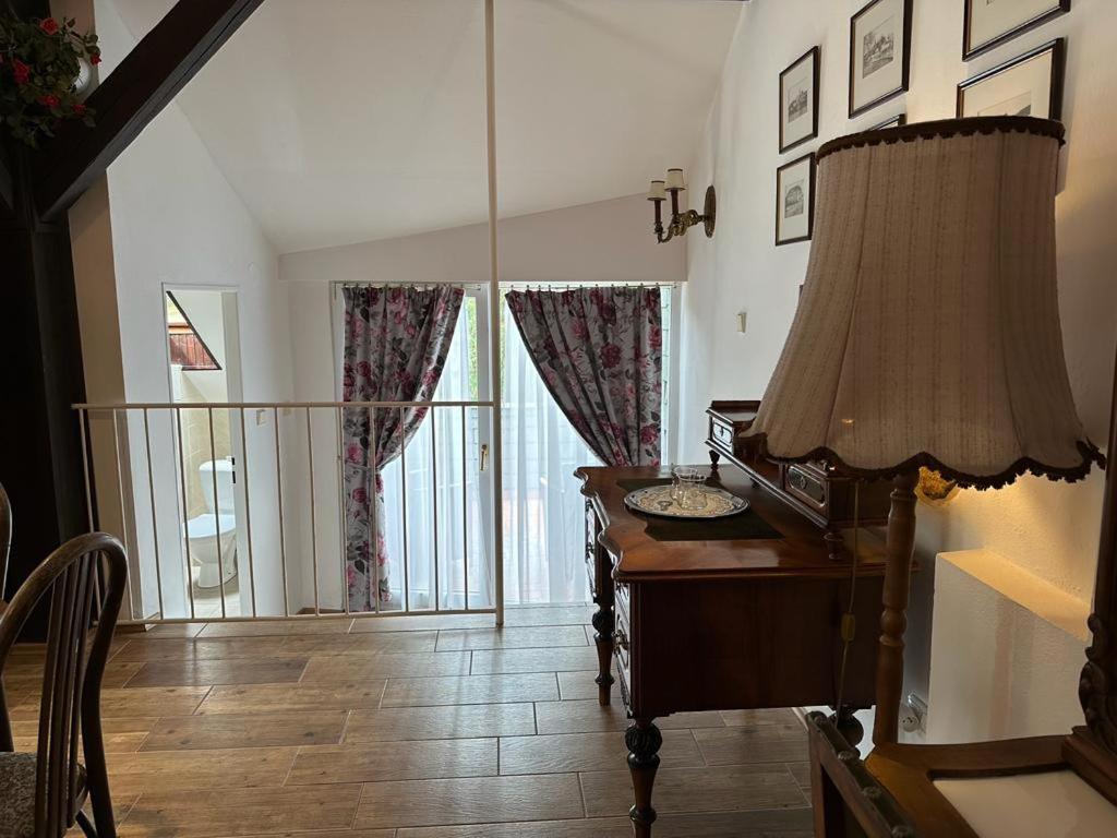 Lesni Hotel Perslak Nova Bystrice Luaran gambar